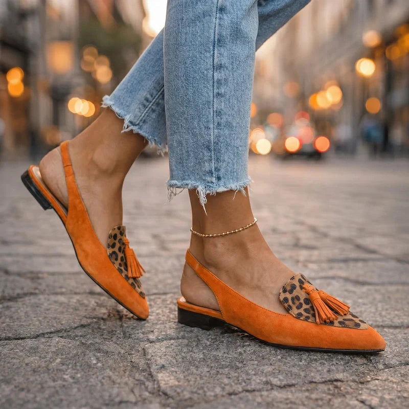 Lorena sandals with straps and tassels