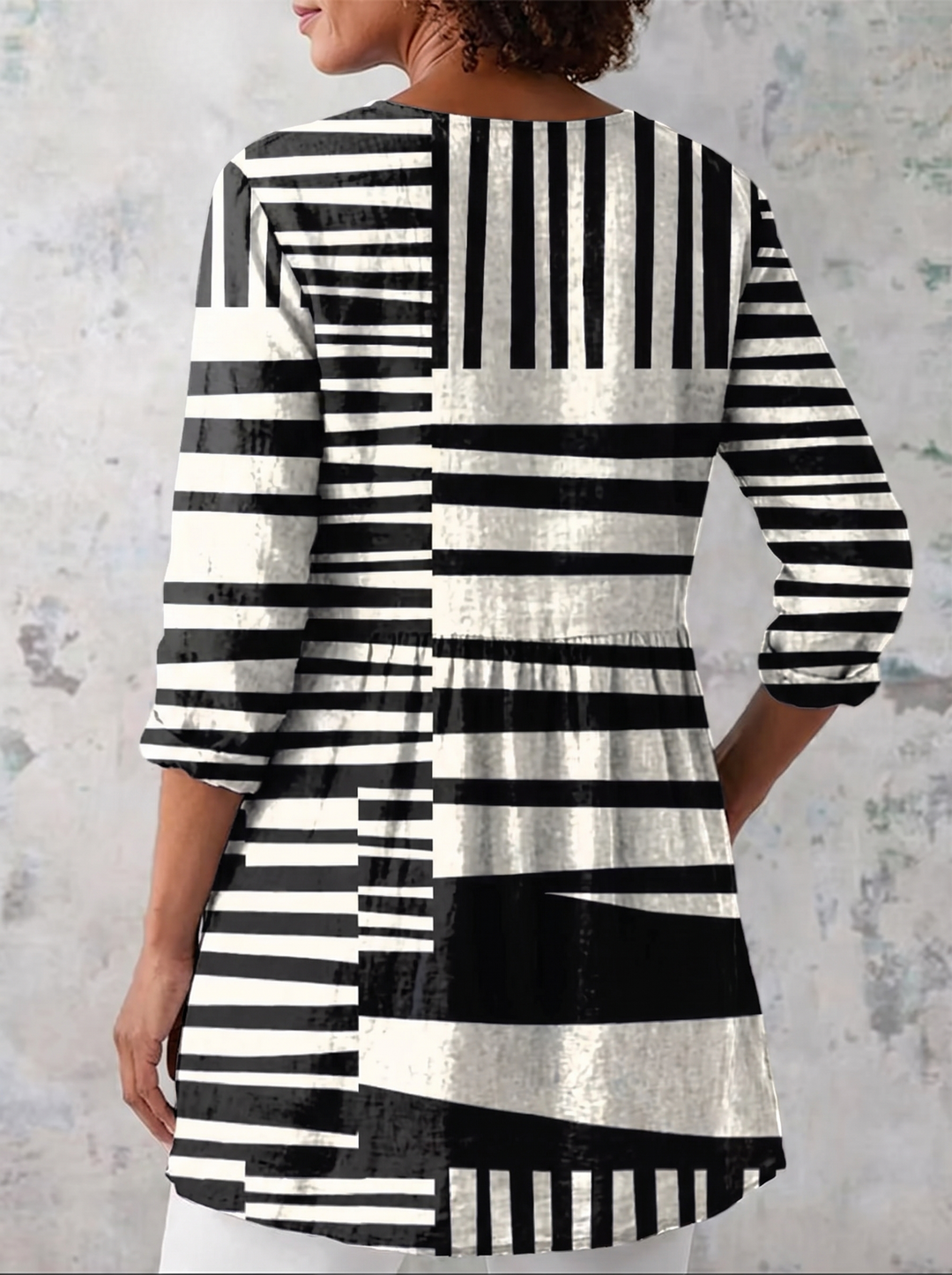 Sophie | Long Blouse with V-Neck