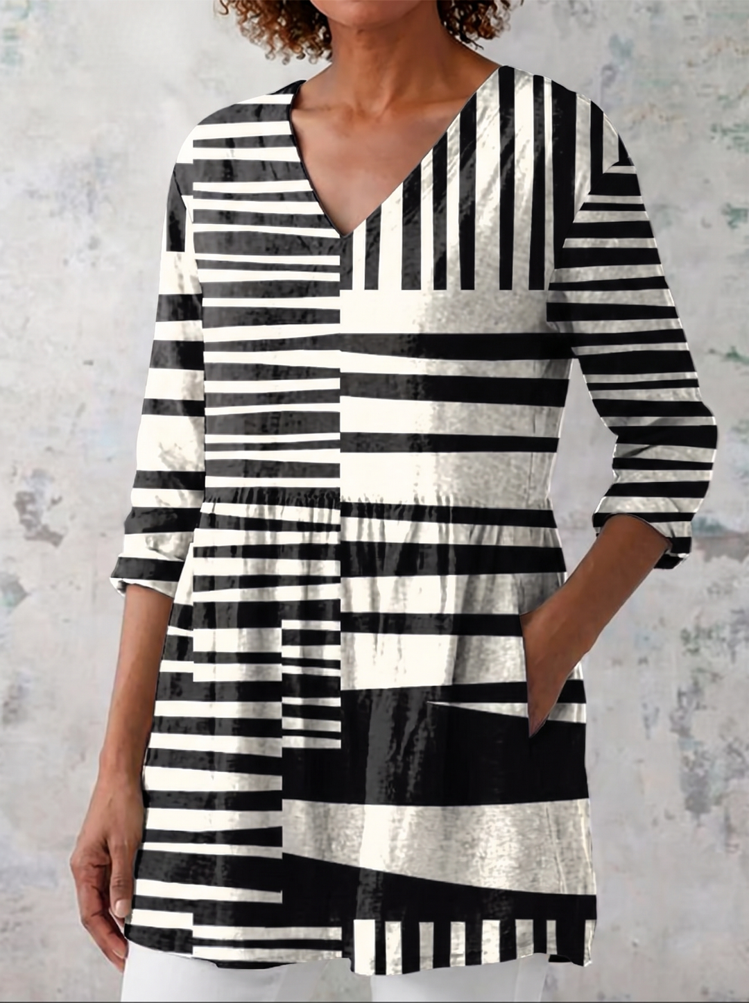 Sophie | Long Blouse with V-Neck