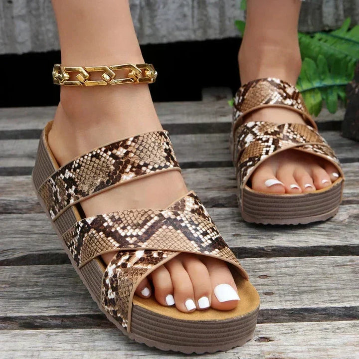 Jada | Orthopedic leather sandals made from high-quality materials